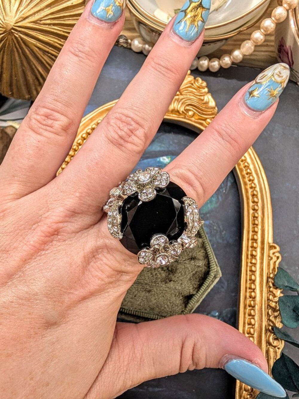 Vintage HUGE Jet Black Glass & Silver Rhinestone Flower Cocktail Ring, Size 7.5
